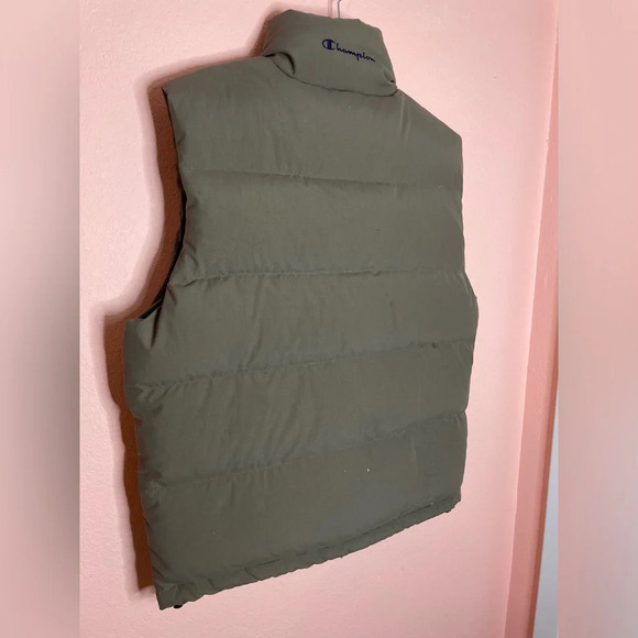 Champion Mens Vintage Down Filled Zip-Up Puffer Vest Taupe/Navy size M - Picture 5 of 13